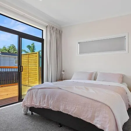 Leisure On Leo Villa Waihi Exterior photo
